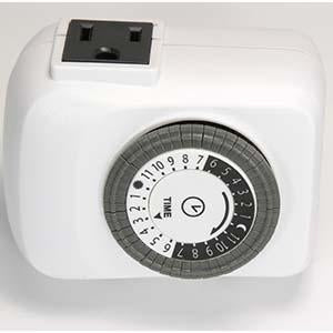 Mechanical Timer 24 Hour with Single 3-Prong Outlet